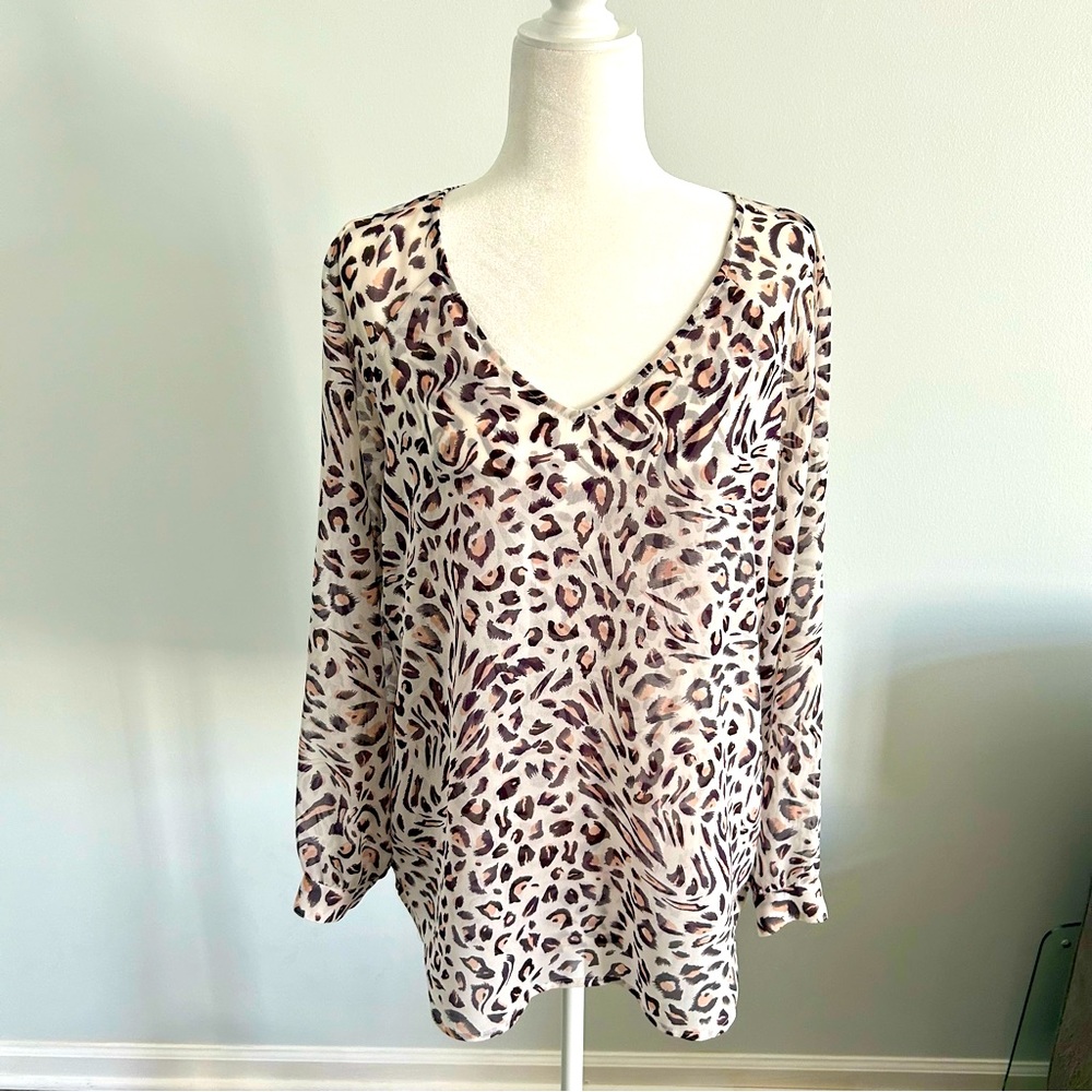 CAbi Ladies Top - Size M
